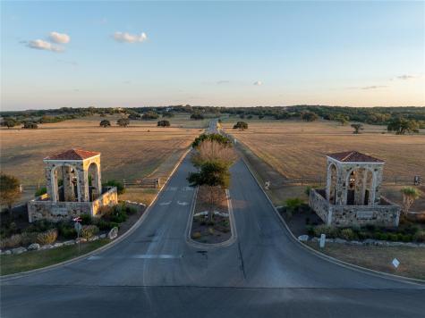 169 Island Oaks Lane Driftwood TX 78619