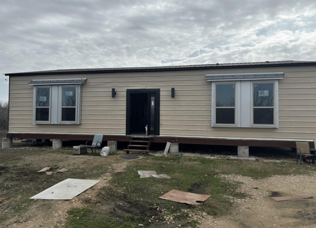 7300 Niederwald Strasse Niederwald TX 78640