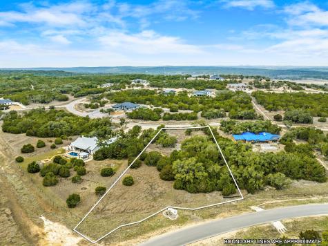 1718 Paradise Parkway Canyon Lake TX 78133