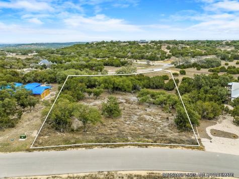 1718 Paradise Parkway Canyon Lake TX 78133