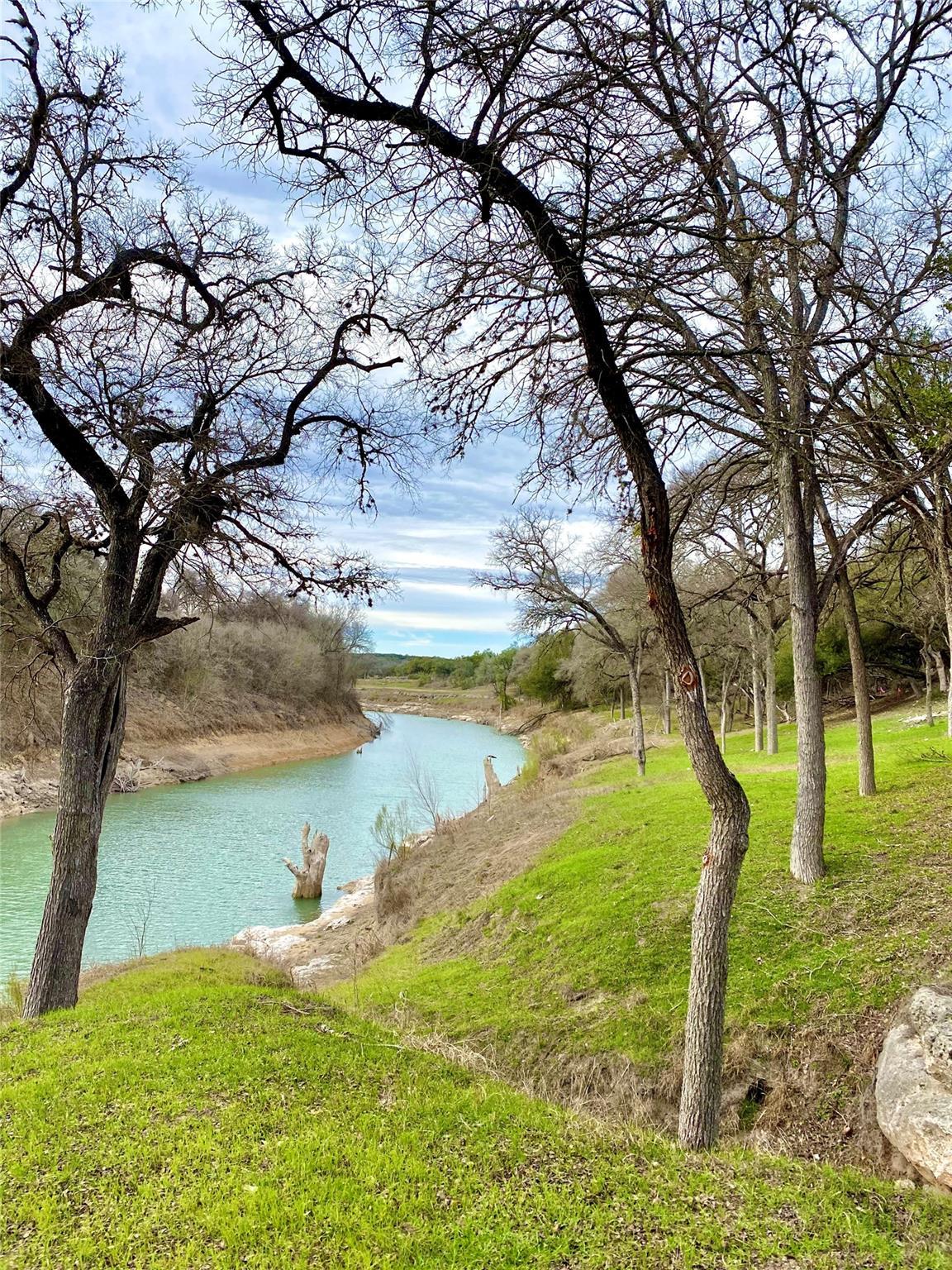 1718 Paradise Parkway Canyon Lake TX 78133