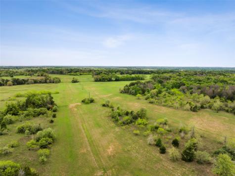 4822 Fm 1624 Road Lexington TX 78947