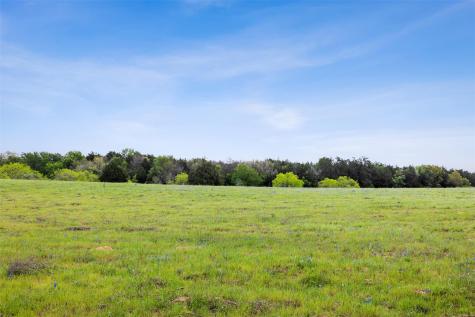 4822 Fm 1624 Road Lexington TX 78947