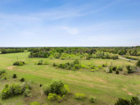 4822 Fm 1624 Road Lexington TX 78947