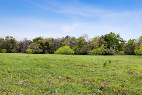 4822 Fm 1624 Road Lexington TX 78947