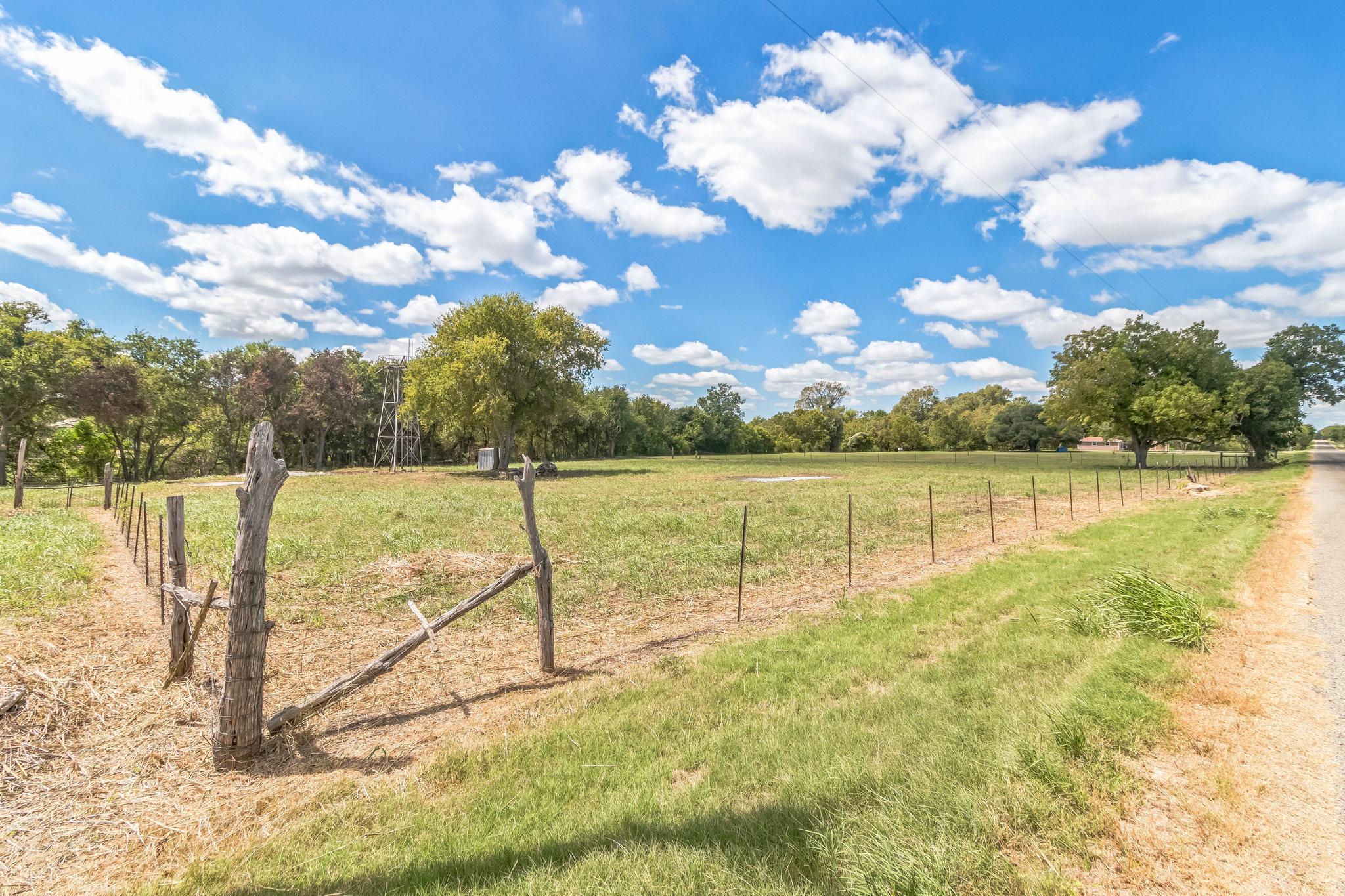 1900 County Road 330 Granger TX 76530