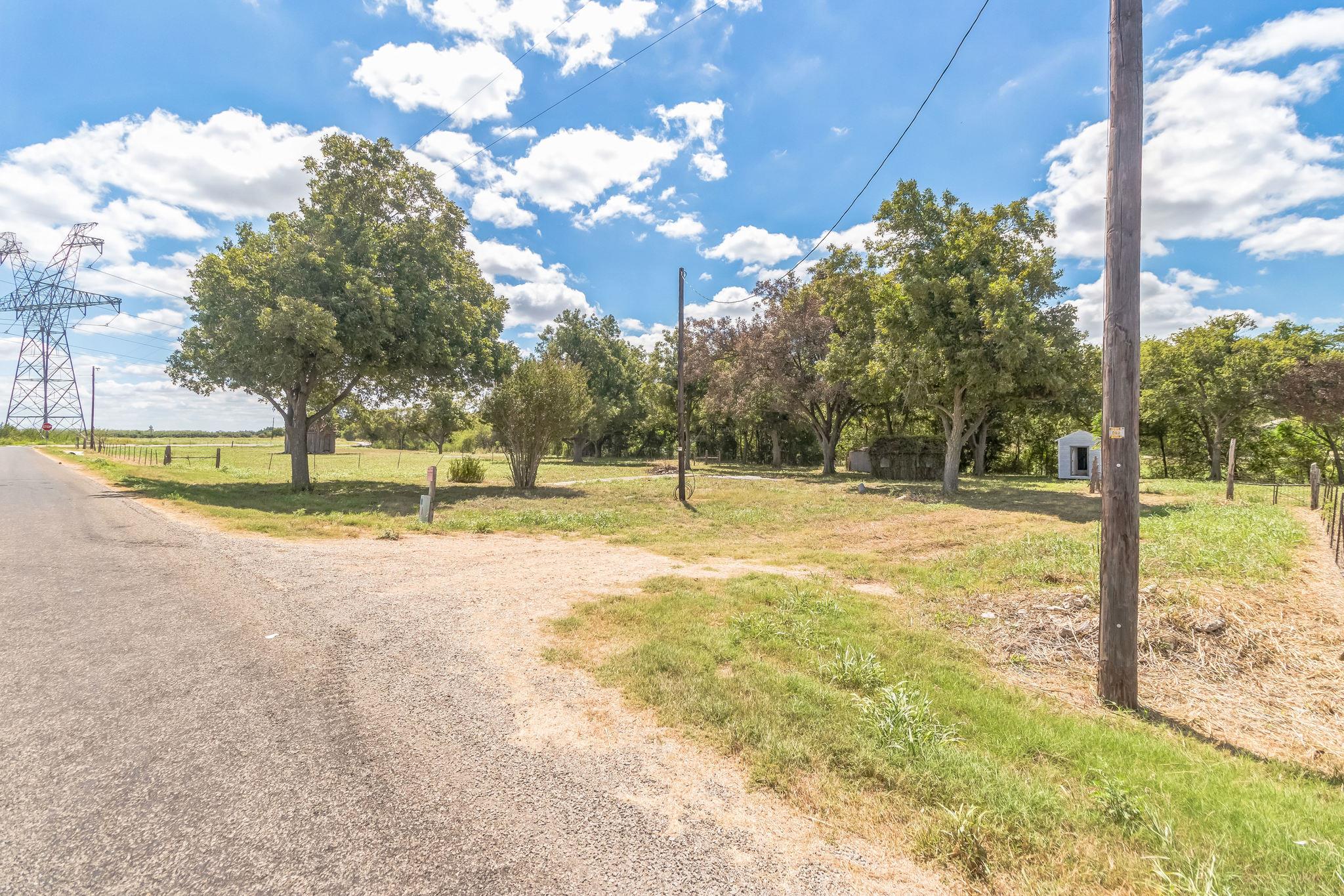 1900 County Road 330 Granger TX 76530