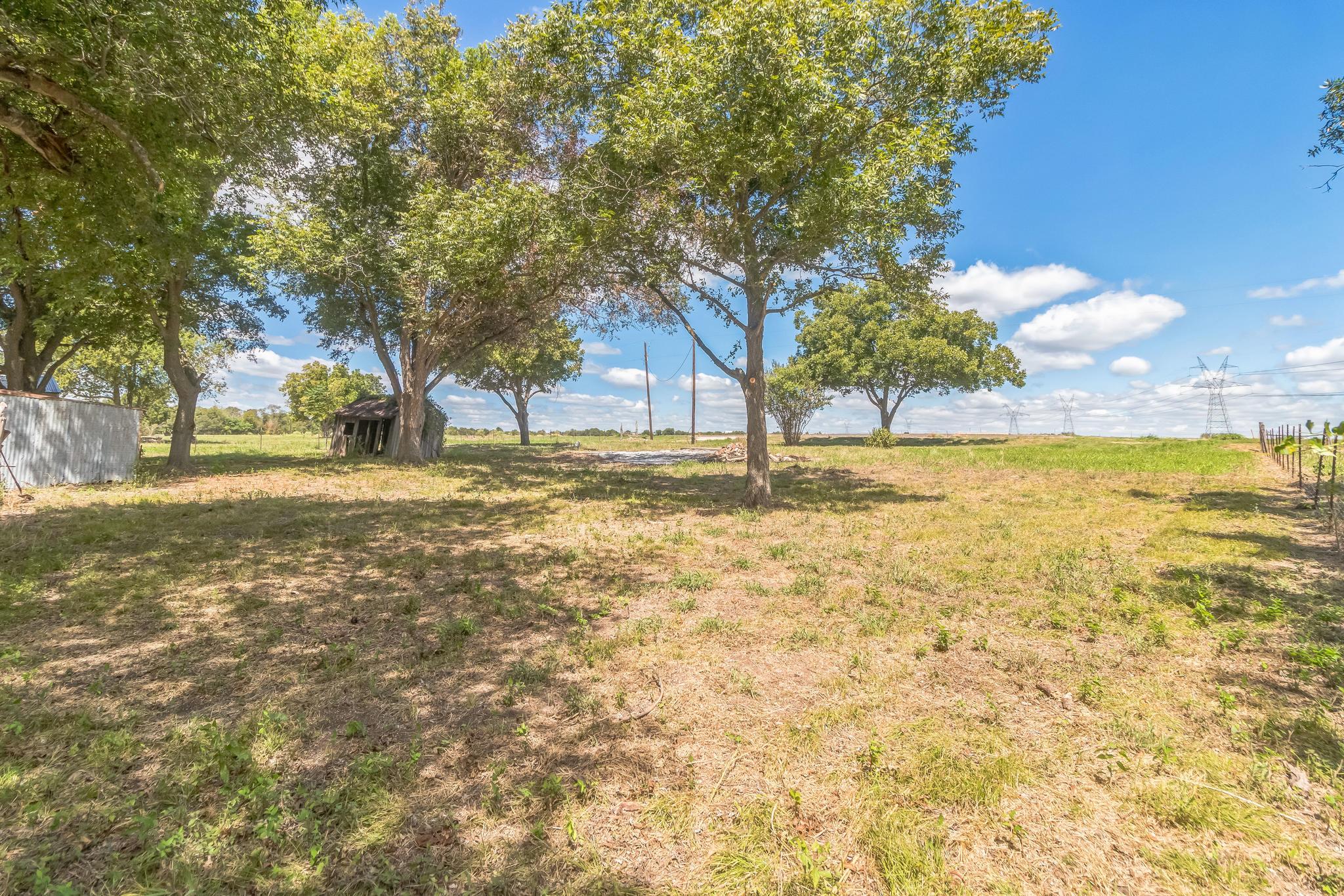 1900 County Road 330 Granger TX 76530
