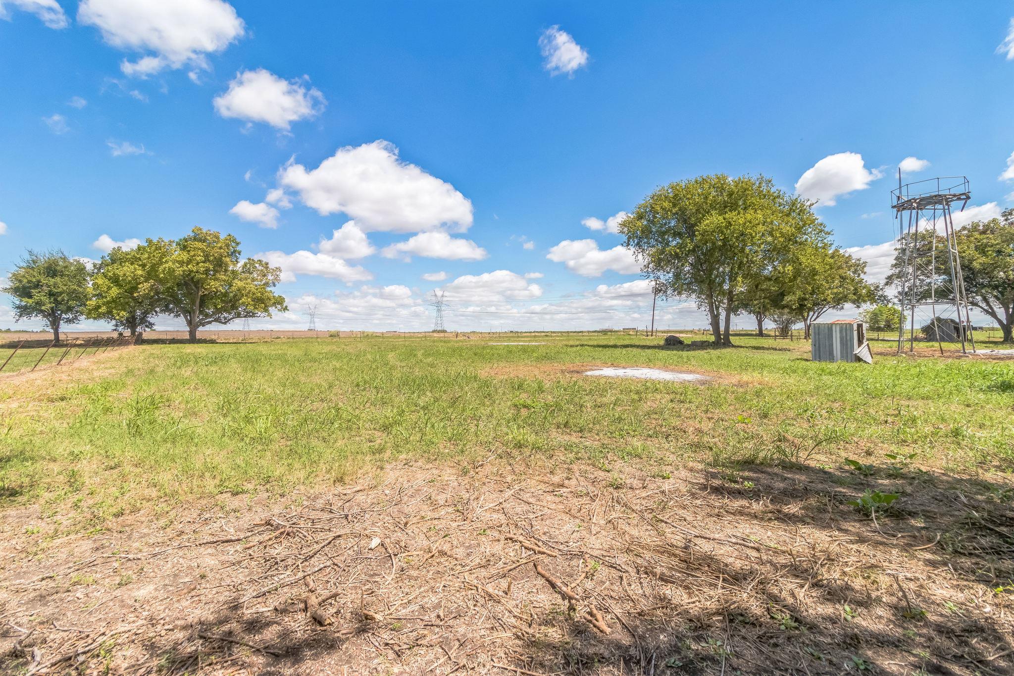 1900 County Road 330 Granger TX 76530