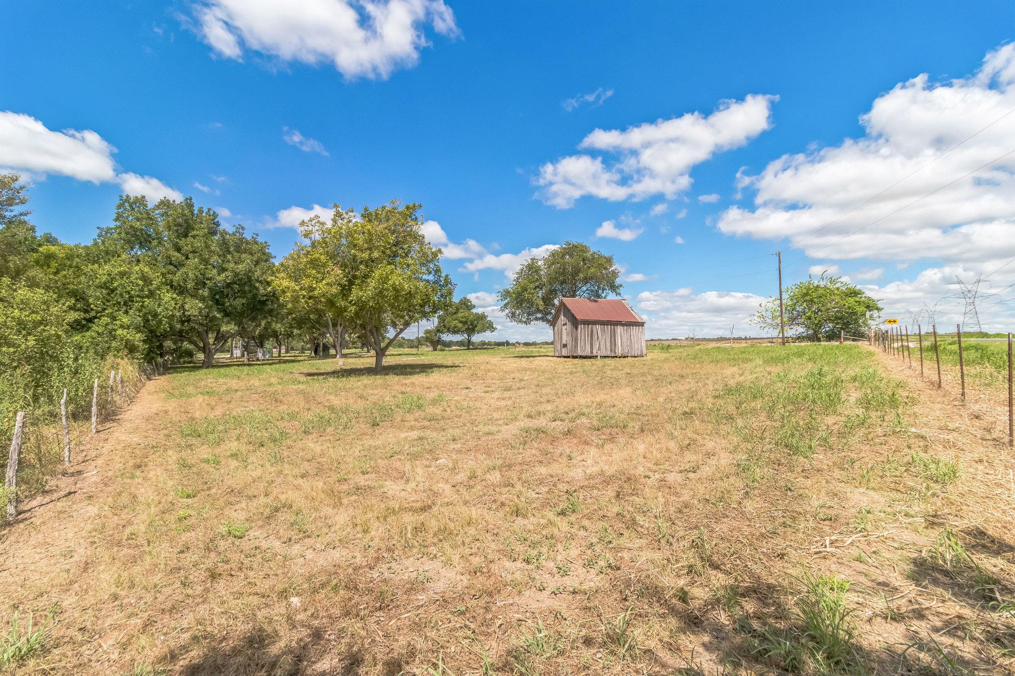 1900 County Road 330 Granger TX 76530