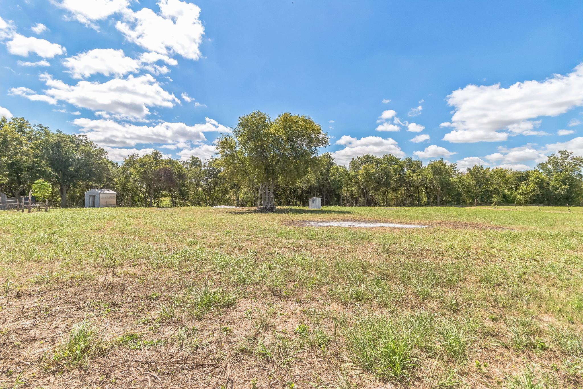 1900 County Road 330 Granger TX 76530