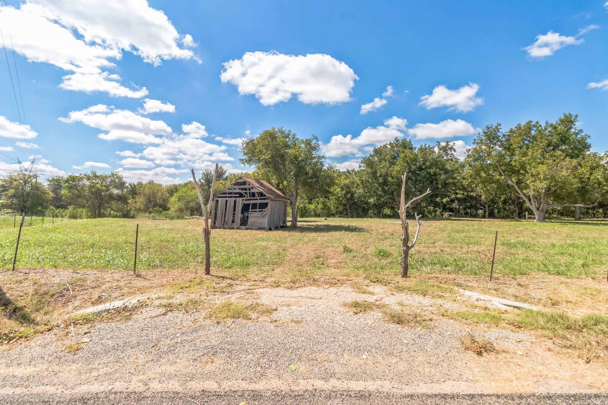 1900 County Road 330 Granger TX 76530