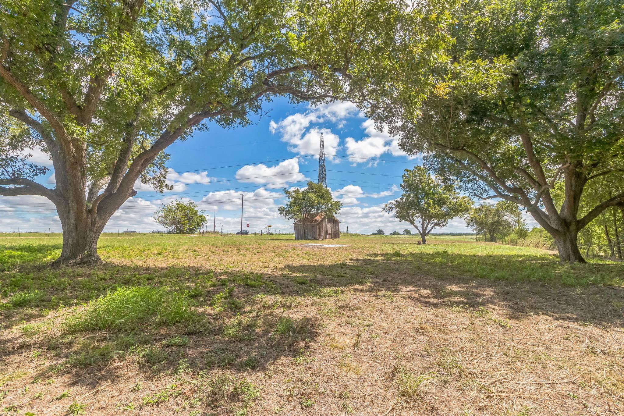 1900 County Road 330 Granger TX 76530