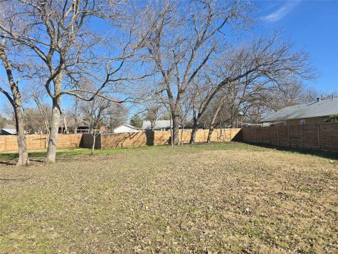 305 Lexington Road Elgin TX 78621