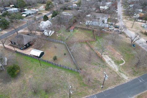 305 Lexington Road Elgin TX 78621