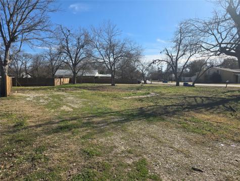 305 Lexington Road Elgin TX 78621