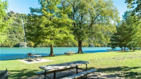 2803 Edgewater Drive Austin TX 78733