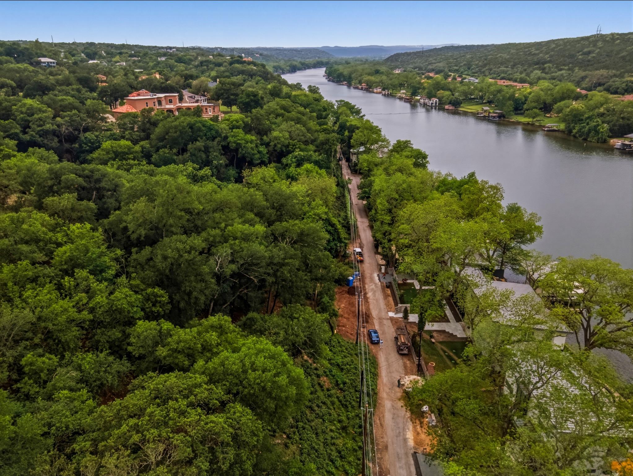 2803 Edgewater Drive Austin TX 78733