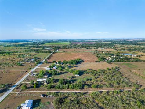 15350 San Marcos Highway Martindale TX 78655