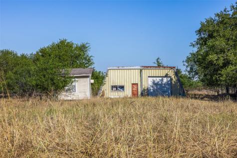 15350 San Marcos Highway Martindale TX 78655