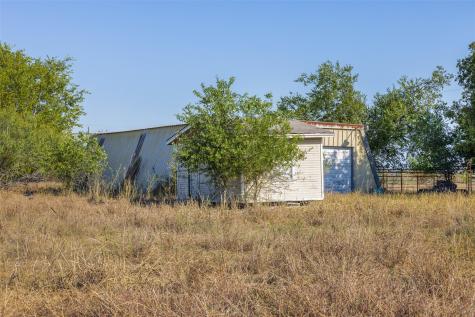 15350 San Marcos Highway Martindale TX 78655