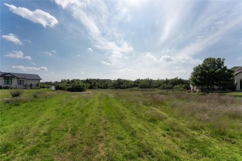 143 Prairie Grass Cove Driftwood TX 78619
