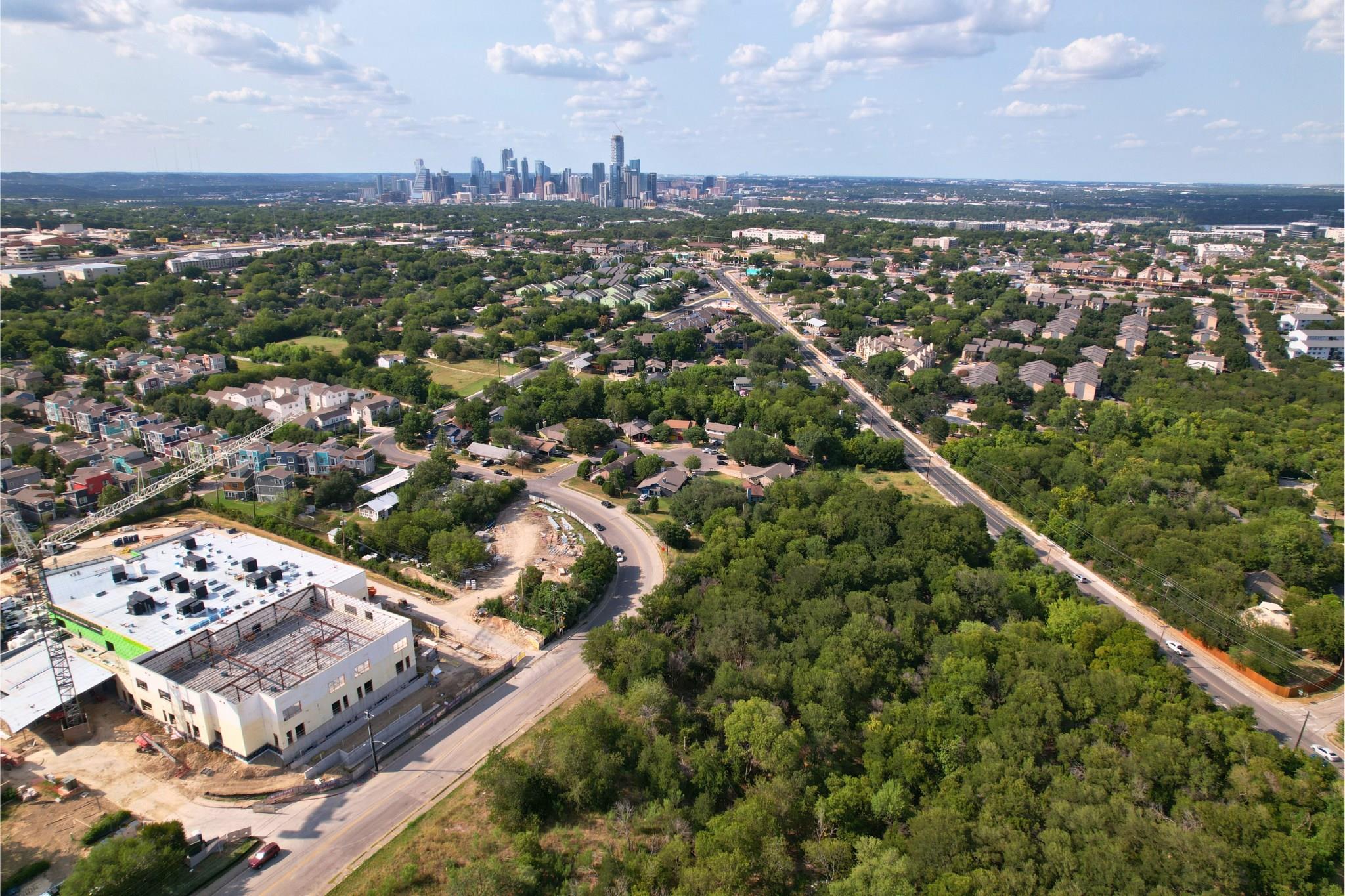2813-2827 Metcalfe Road Austin TX 78741