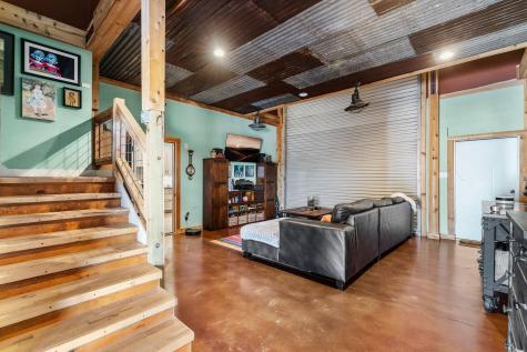 7394 Creek Road Dripping Springs TX 78620