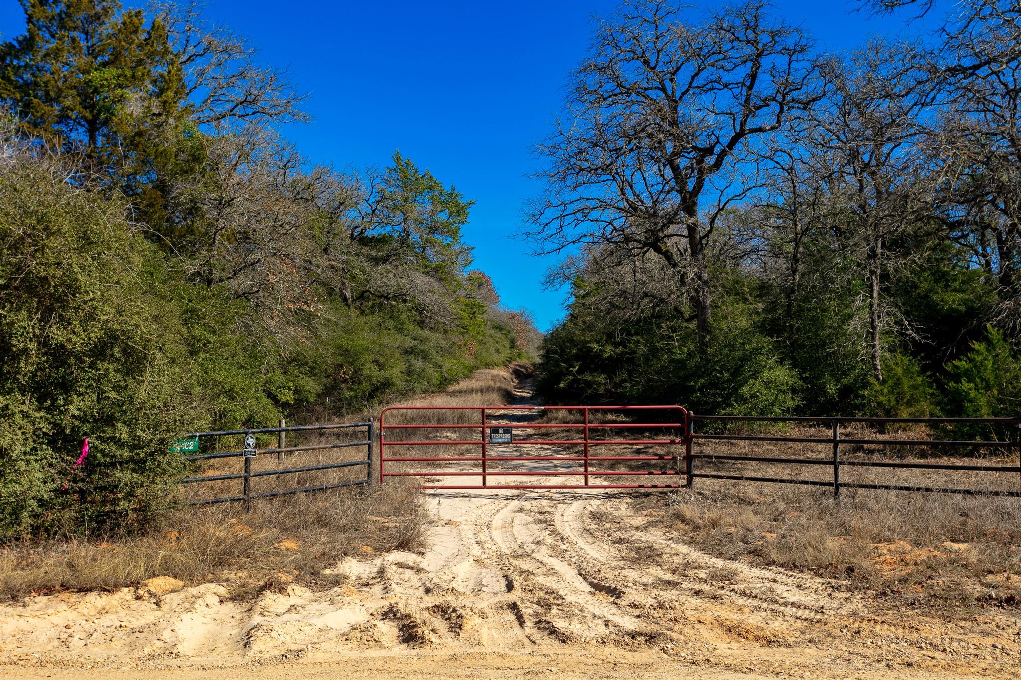 10162 County Road 321 Caldwell TX 77836
