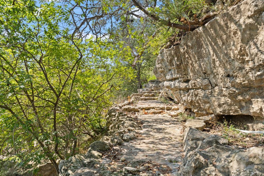 Lot 8, Blk. A, Sec.2b Likeness Road Spicewood TX 78669