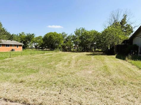 104 W Burton Street Manor TX 78653