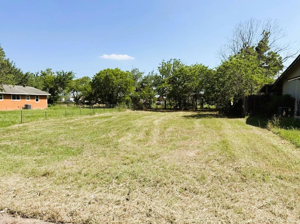 104 W Burton Street Manor TX 78653