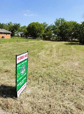 104 W Burton Street Manor TX 78653