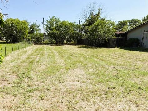 104 W Burton Street Manor TX 78653