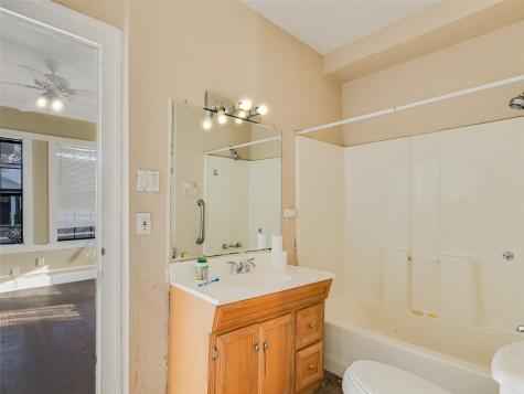 66 Cross Street Austin TX 78702
