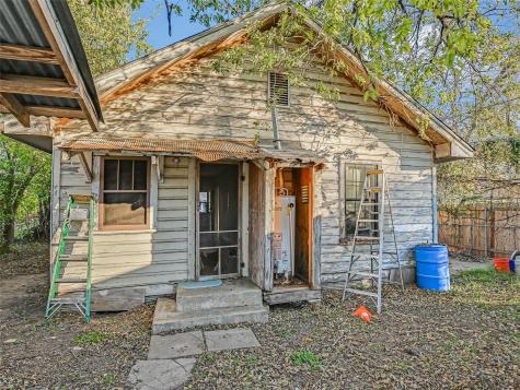 66 Cross Street Austin TX 78702