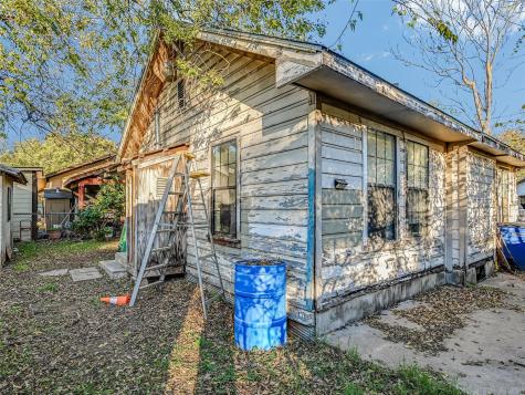 66 Cross Street Austin TX 78702