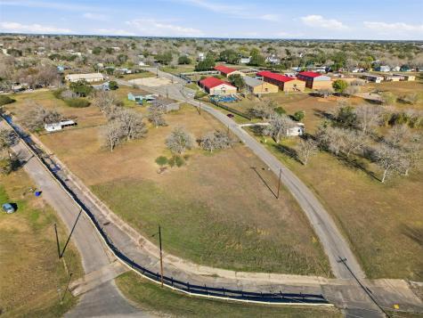Tbd Dunn Street Yoakum TX 77995