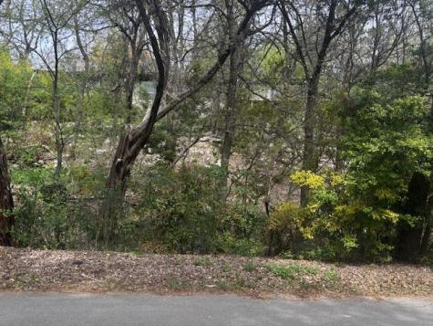 1204 Yaupon Valley Road West Lake Hills TX 78746