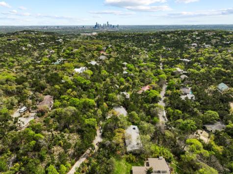 1204 Yaupon Valley Road West Lake Hills TX 78746