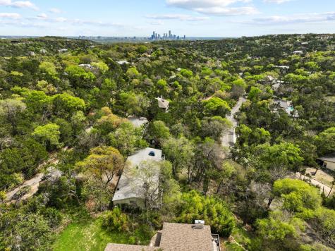 1204 Yaupon Valley Road West Lake Hills TX 78746