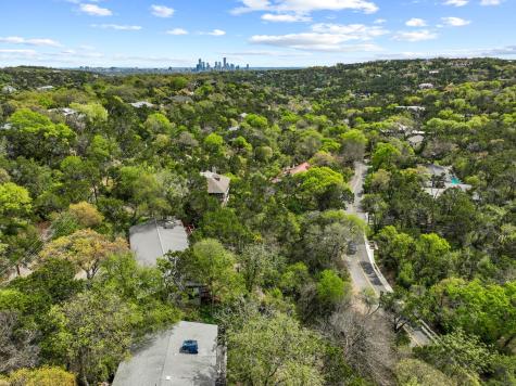 1204 Yaupon Valley Road West Lake Hills TX 78746