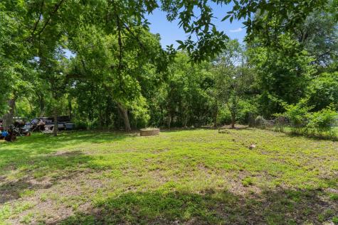 900 Tank Street Lockhart TX 78644