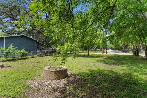 900 Tank Street Lockhart TX 78644