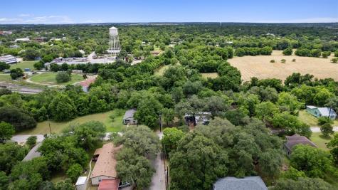 900 Tank Street Lockhart TX 78644