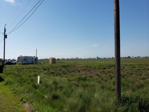 1800 County Road 299 Sargent TX 77414