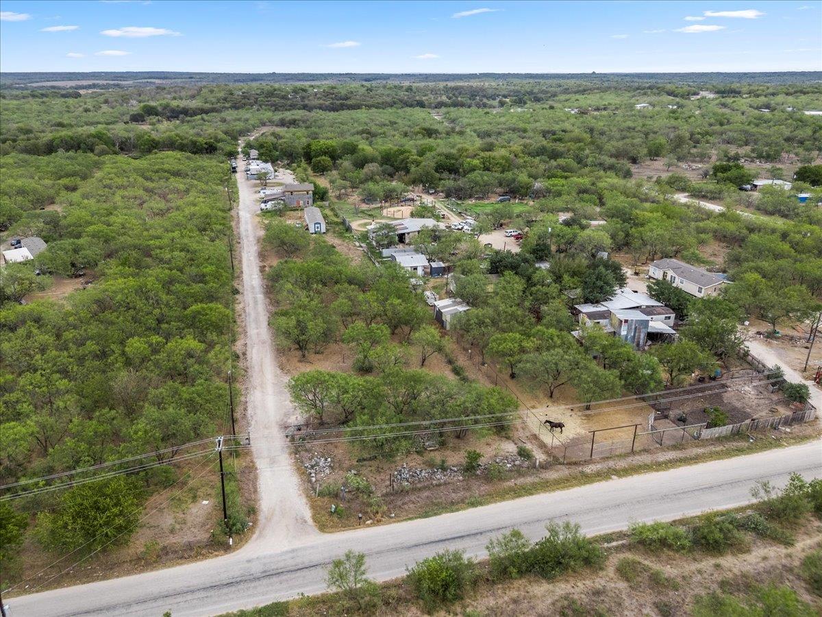 211 Caldwell Road Dale TX 78616