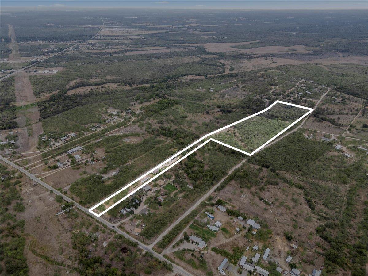 211 Caldwell Road Dale TX 78616