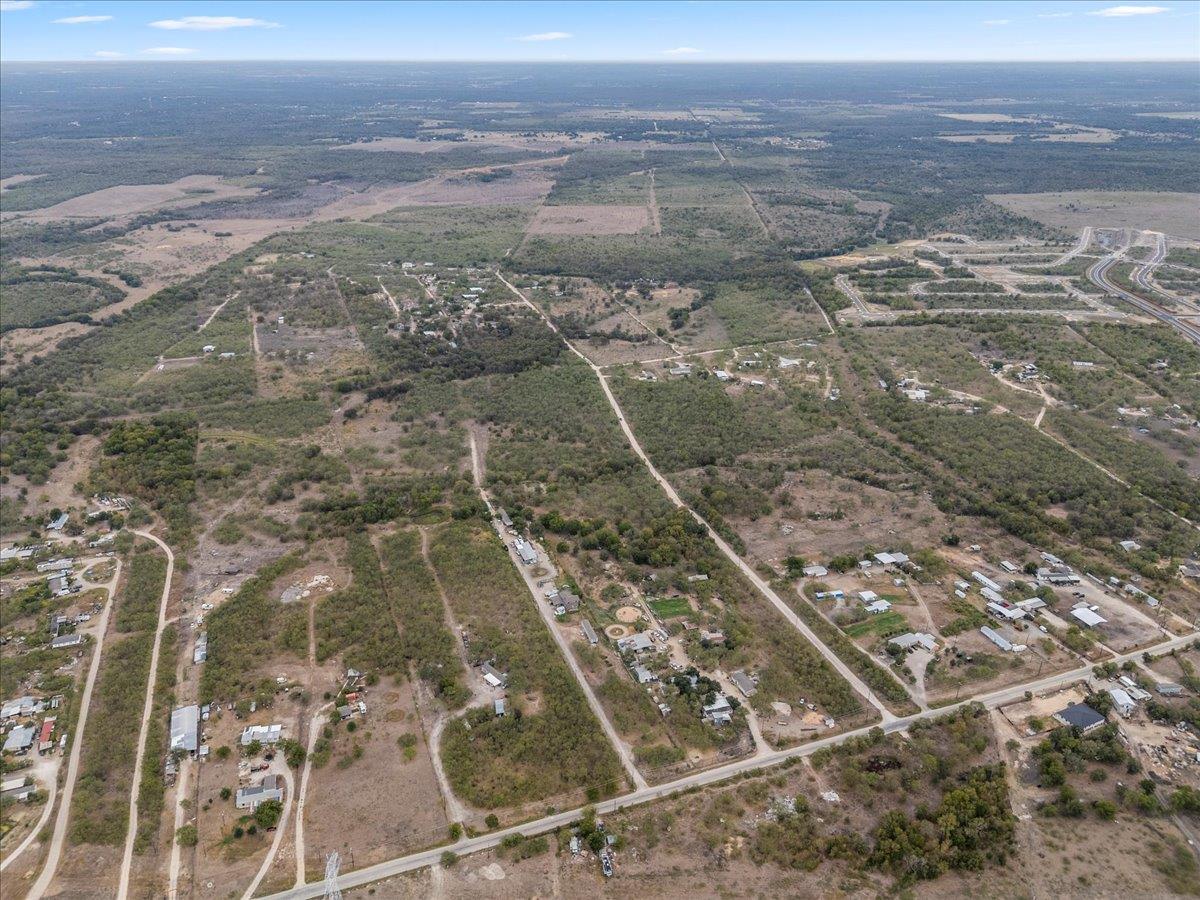 211 Caldwell Road Dale TX 78616