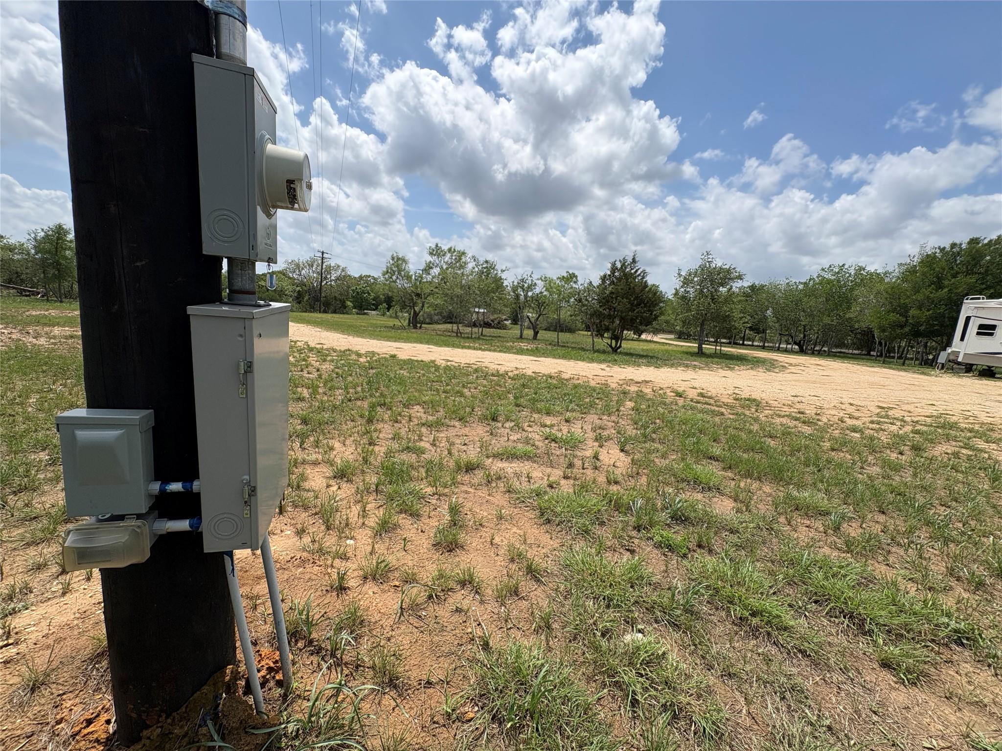 287 Fm-713 Lockhart TX 78644